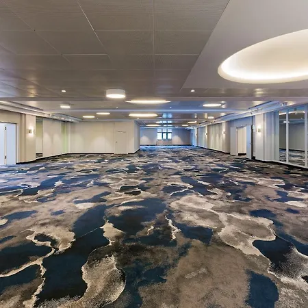 Hotel Sheraton Frankfurt Airport & Conference Center 4*