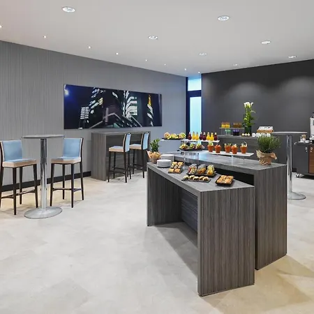 Sheraton Frankfurt Airport & Conference Center 4*