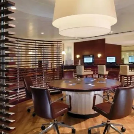 Sheraton Frankfurt Airport & Conference Center 4* Frankfurt nad Menem