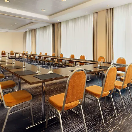 Sheraton Frankfurt Airport & Conference Center 4*