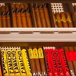 ومركز مؤتمرات شيراتون مطار فندق