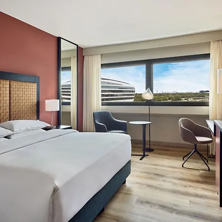 Ξενοδοχείο Sheraton Frankfurt Airport & Conference Center 4*
