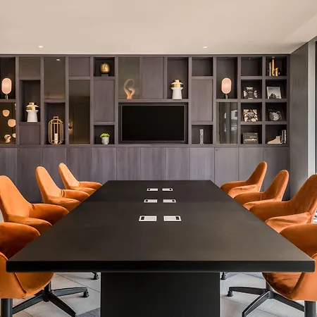 Sheraton Frankfurt Airport & Conference Center Hotel 4*